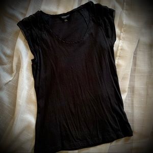 Black Banana Republic Factory t-shirt